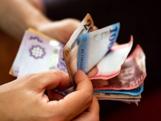 Látványosan gyengült a forint
