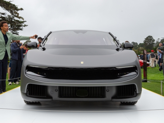 Ő az az ember, aki 40 millió dollárt adott a valaha volt legrondább Ferrariért