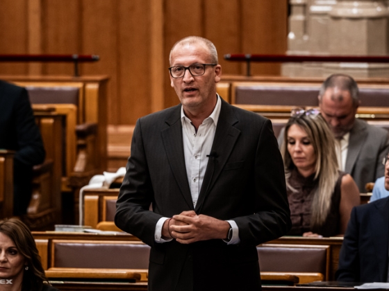 Tarr Zoltán a Fidesz „meghosszabbított csápjairól” beszélt