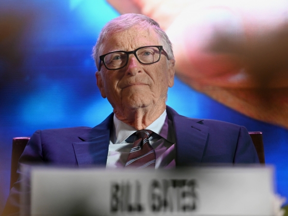 Bill Gates: Az emberiség történetének egyik legzavarosabb időszaka előtt állunk az AI miatt