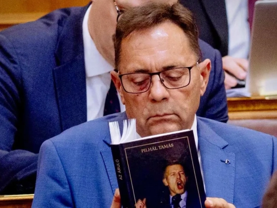 Pócs János az Origónak: A Tisza Pártot és Magyar Pétert a személyes bosszú vezérli