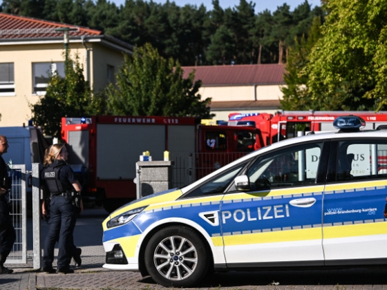 Késes mészárlás egy gimnáziumban: megpróbálta megvédeni a diáklányt, mindketten meghaltak