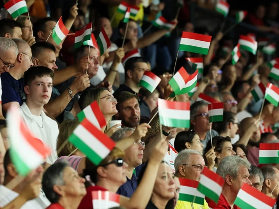 Zászlóerdő Miskolcon – így nyertünk az észtek ellen a kosárlabda vb-selejtezőn