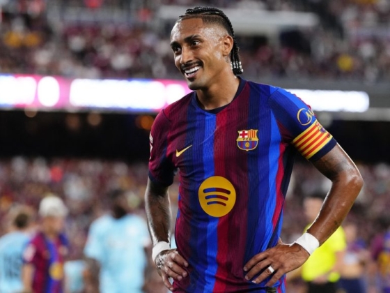 „Tetszik a bajszod” – mondta a bíró meccs előtt a Barca csapatkapitányának