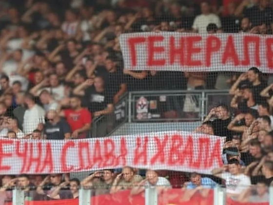 Háborús bűnöst éltető molinókat osztott meg hivatalos közösségi oldalán a Crvena zvezda