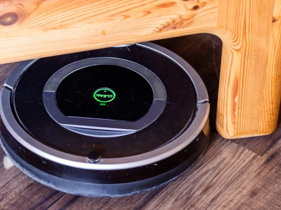 Robotporszívó kamerájával buktatta le hűtlen feleségét egy tajvani férfi, de ő megy börtönbe a felvétel miatt