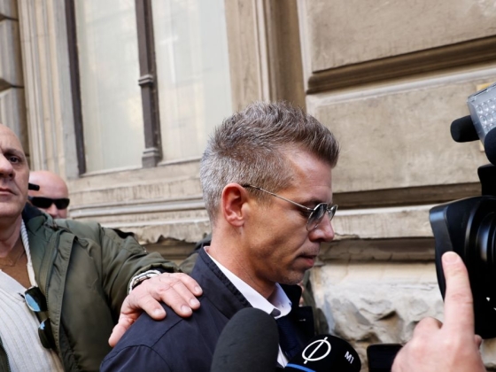 A rendszerváltásért tüntetnek a rendszerváltó tiszás tüntetők Unger Anna kinevezése után