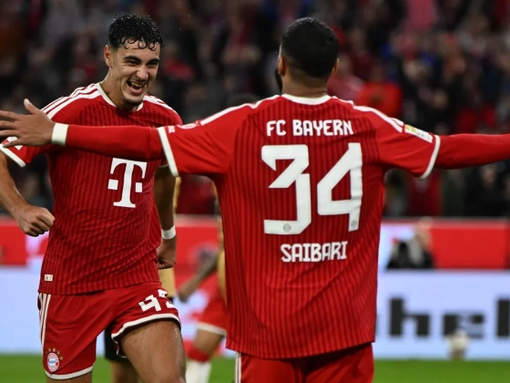 Két gólpassz a nyári szerzeménytől, a Bayern a Stuttgart kiütésével kezdte a bajnokságot
