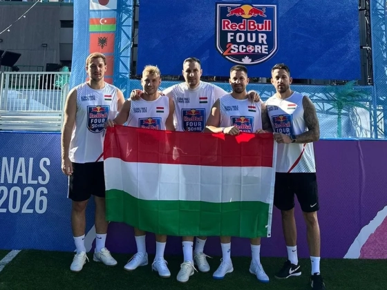 Red Bull Four 2 Score: csere nélkül is állta a sarat, és továbbjutott a Dominators Torontóban