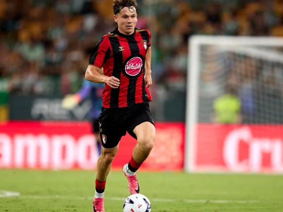 Megszoksz vagy megszöksz – Tóth Alex élvezi a Premier League-stílust