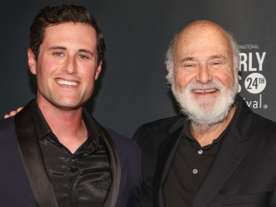 Először adott interjút Rob Reiner fia, soha nem tudja megérteni, miért gyilkolták meg szüleit