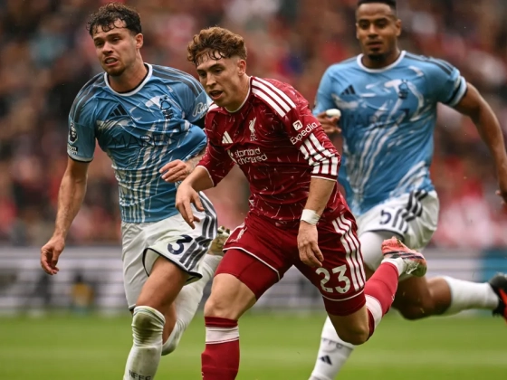 Újabb kínlódás, otthon is pontot mentett a Liverpool