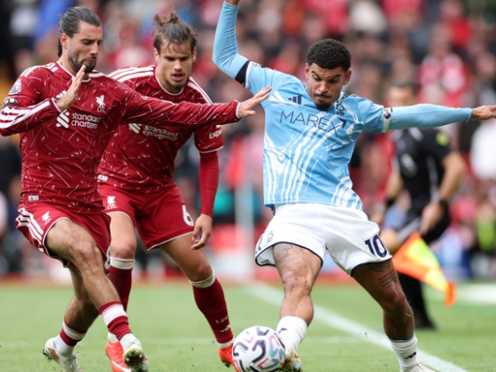 Második bajnokiját sem nyerte meg a Liverpool, hazai pályán vesztett pontokat a Forest ellen