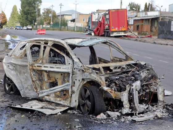 Közel negyven halottja van a Kijev melletti pénteki orosz dróntámadásnak