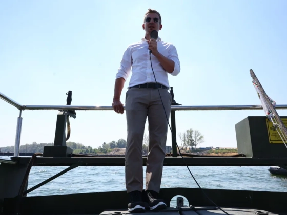 Magyar Péter bejelentette: két héttel a határidő előtt elkészült a paksi beruházás első üteme