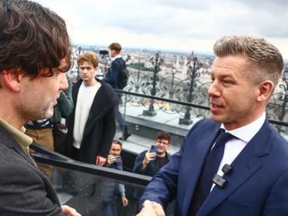 „Bődületes hazugsággal bukott le” – Havasi Bertalan keményen nekiment Magyar Péternek