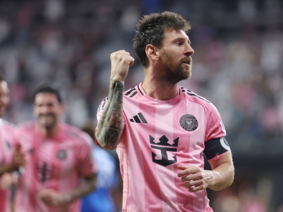 Lionel Messi először vágott négyet Miamiben, nagyon beleszaladt a késbe a Toronto