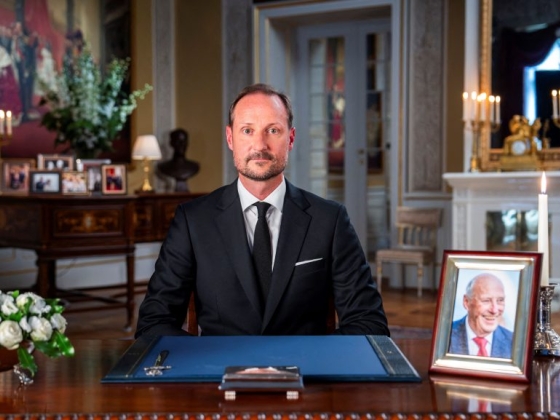„Most rajtam a sor” – Norvégia új királya megtartotta első beszédét, amiben apjáról is megemlékezett