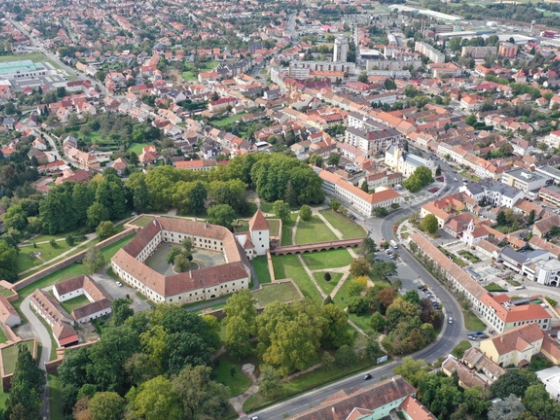 Időközi választás indult négy magyar városban: polgármesterekről dönt a lakosság