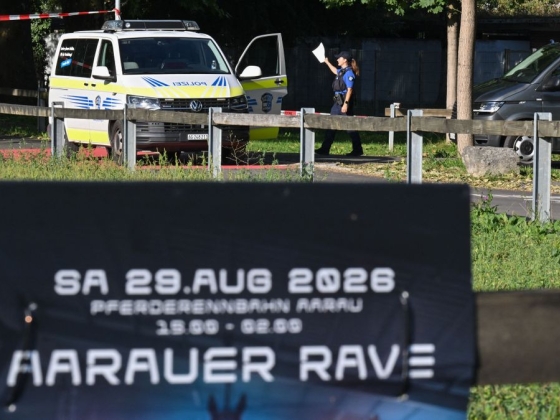 Halálos áldozata is van a svájci lövöldözésnek, több ezren buliztak az ámokfutás alatt