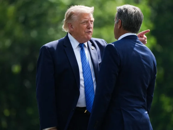 Óriási fordulat jöhet: Trump, Putyin és Zelenszkij egy asztalhoz ülhet
