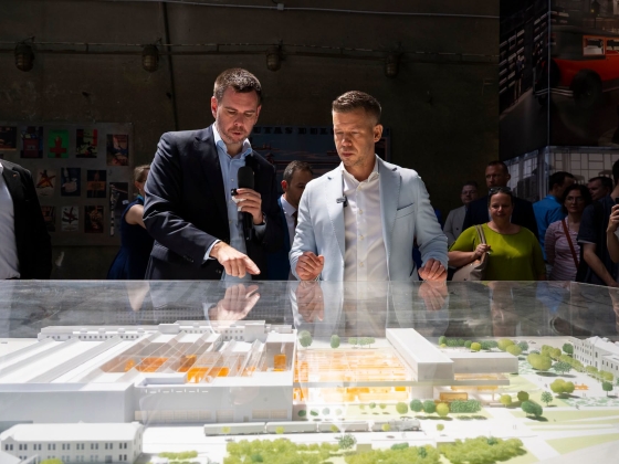 Vitézy minisztériuma 100 milliárd forint értékű vagyont vesz vissza a felszámolt kekváktól