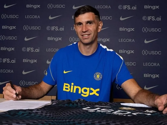 Világbajnok kapussal erősített a Chelsea – hivatalos
