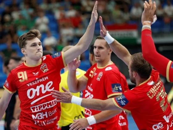 Hiába remekelt Szilágyi, hiába játszott jól Rosta és Mikler is, a Veszprémé a Szuperkupa
