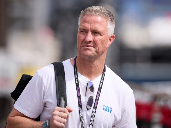 Aggódik a Schumacher-család, műteni kell a korábbi Forma–1-es pilótát