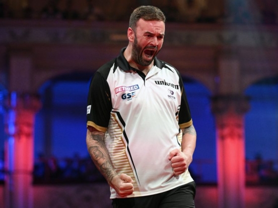 A közönségkedvenc is fejet hajtott, új győztese van a Hungarian Darts Trophynak