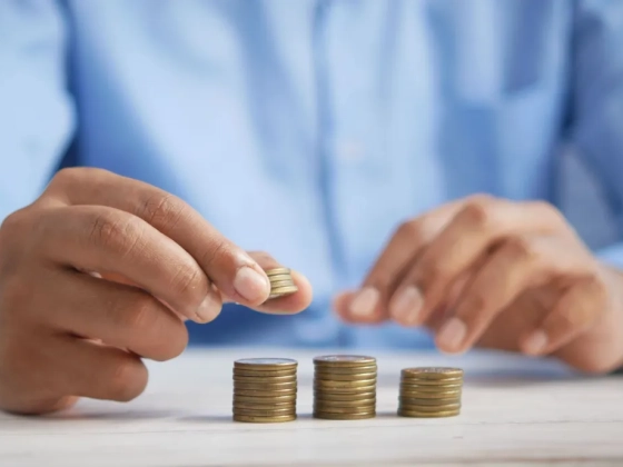 Hízik a nyugdíjvagyon, milliárdos lakáshitel-törlesztések egészségkasszából