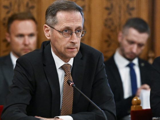 Ezeroldalnyi adatot adott át a jegybank a végrehajtási visszaéléseket vizsgáló parlamenti bizottságnak