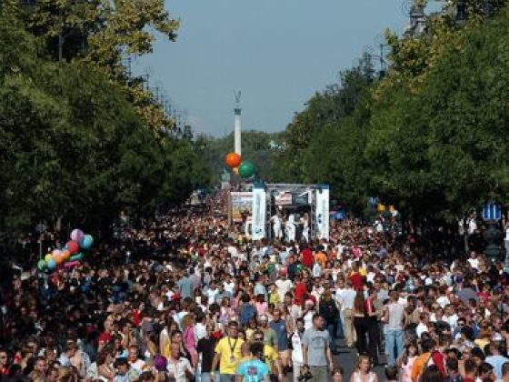 Visszatér a Budapest Parádé: 20 év után újra kamionok lepik el az Andrássy utat