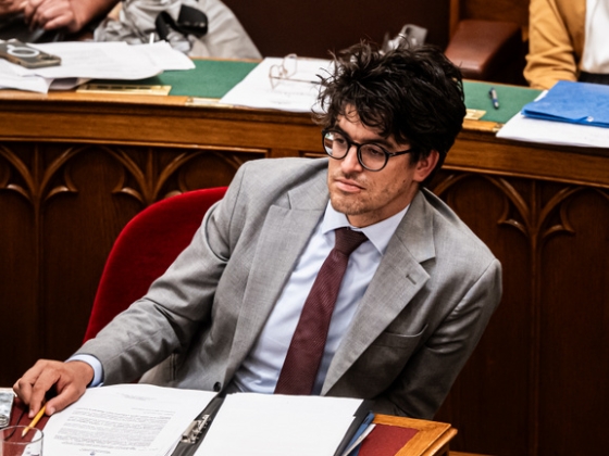 Velkey György szerint Szijjártó Péterék tudták, hogy súlyos gondok vannak a lélegeztetőgépekkel