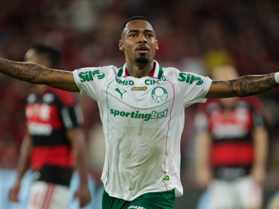 A Manchester City brazil szélsővel pótolta a Londonba távozó játékosát