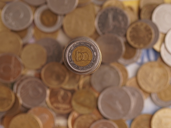 Korrigált a forint az erősödés után