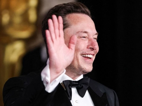 Elon Musk beintett Ukrajnának: Zelenszkij nem kapja meg a Starlinket