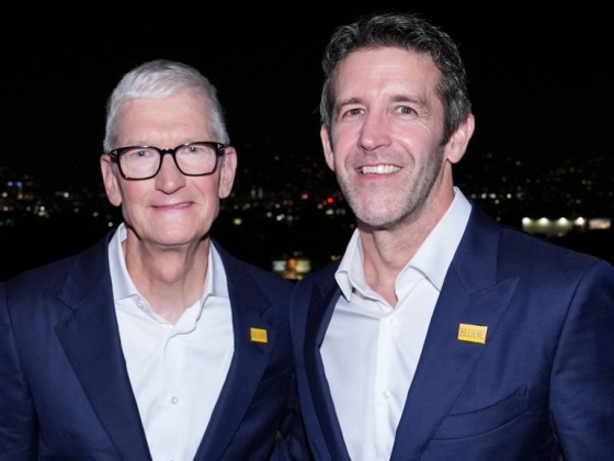 Mától új vezetője van az Apple-nek