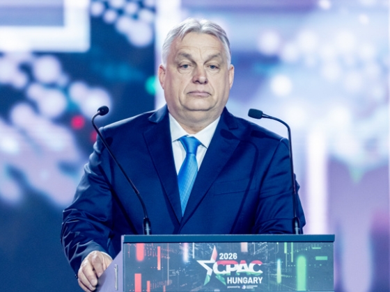 Titkos kormányhatározatok útján jutott milliárdokhoz az Alapjogokért Központ