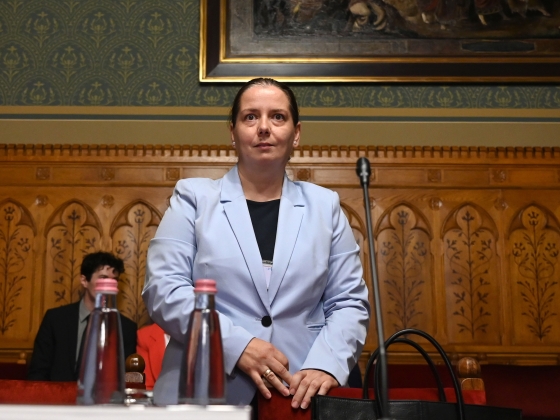 Nincs több vasárnapi ebéd a családdal testőrök nélkül: napi 24 órában őrzik Unger Annát