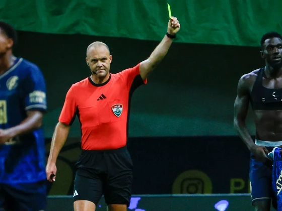 A Lamin Colley-gól: nem kell szemüveg a bírónak