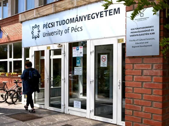Lemondott a filozófusbotrányban érintett kar dékánja, már nem a Pécsi Tudományegyetemen dolgozik