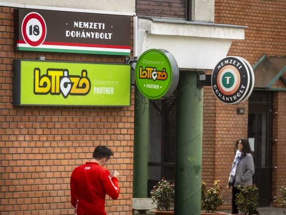 Új határozat jelent meg, a dohányboltokat is érinti  – Nagy változást hozhat ez a piacon