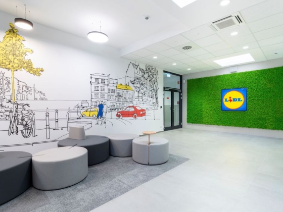 Brutális, amit a magyar Lidl művelt: megnyitotta eddigi legnagyobb létesítményét – 60 milliárdot sem sajnáltak rá, több száz új munkahely jött létre