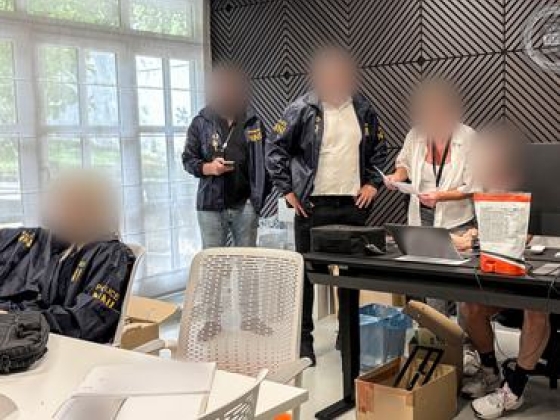 Iratokat foglaltak le házkutatások során a Balásy-cégeknél: Folytatódik a túlárazott kismotor-botrány