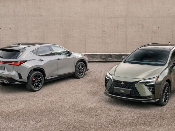 Kevesebb gombbal, de nagyobb akkumulátorral jön a legnépszerűbb Lexus frissített változata