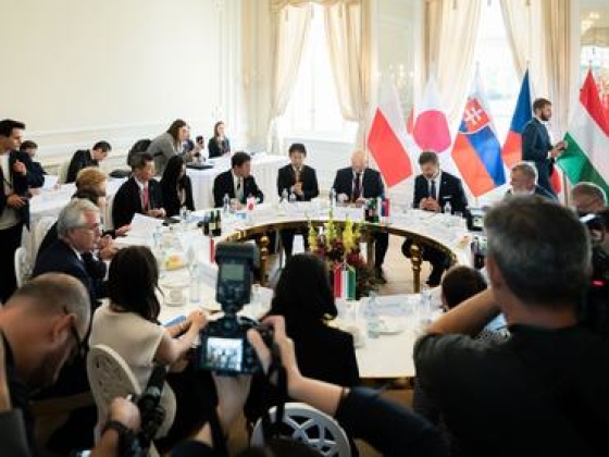 Új korszak kezdődhet a V4 és Japán kapcsolatában, nagy megállapodás körvonalazódik