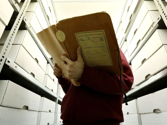 Több tízezer emberről derülhet ki, hogy az 1990 előtti rendszer besúgója volt