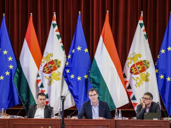 Az anyagi nehézségek miatt létszámstop van a Fővárosi Önkormányzatnál