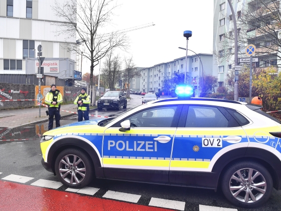 Robbanás történt egy németországi pályaudvarnál  – két tinédzser dobálta a kézigránátokat